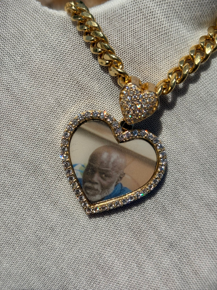 10k 14k Diamond Trimmed Solid Gold Heart Shaped Picture Pendant and Chain Set - Heart Shaped Picture Pendant - 10k and 14k Gold Memory Pendant - Heart Shaped Picture Pendant w/ Heart Bail