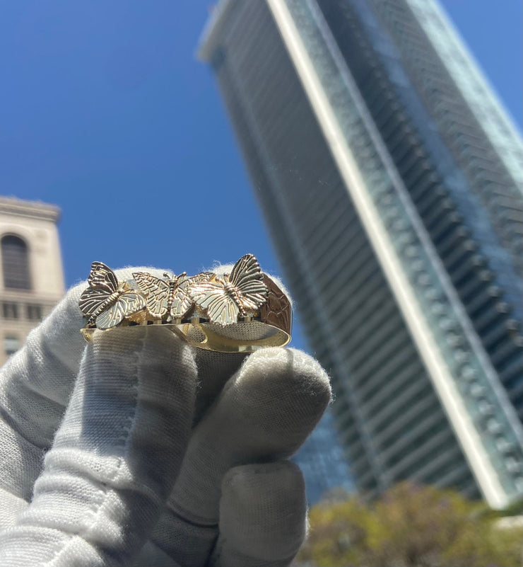 Solid Gold Two-Finger Butterfly Charm Ring, Personalized Double Finger Unisex Ring, Everyday Wear Animal Lover Jewelry, Chunky 3D Ring Gift